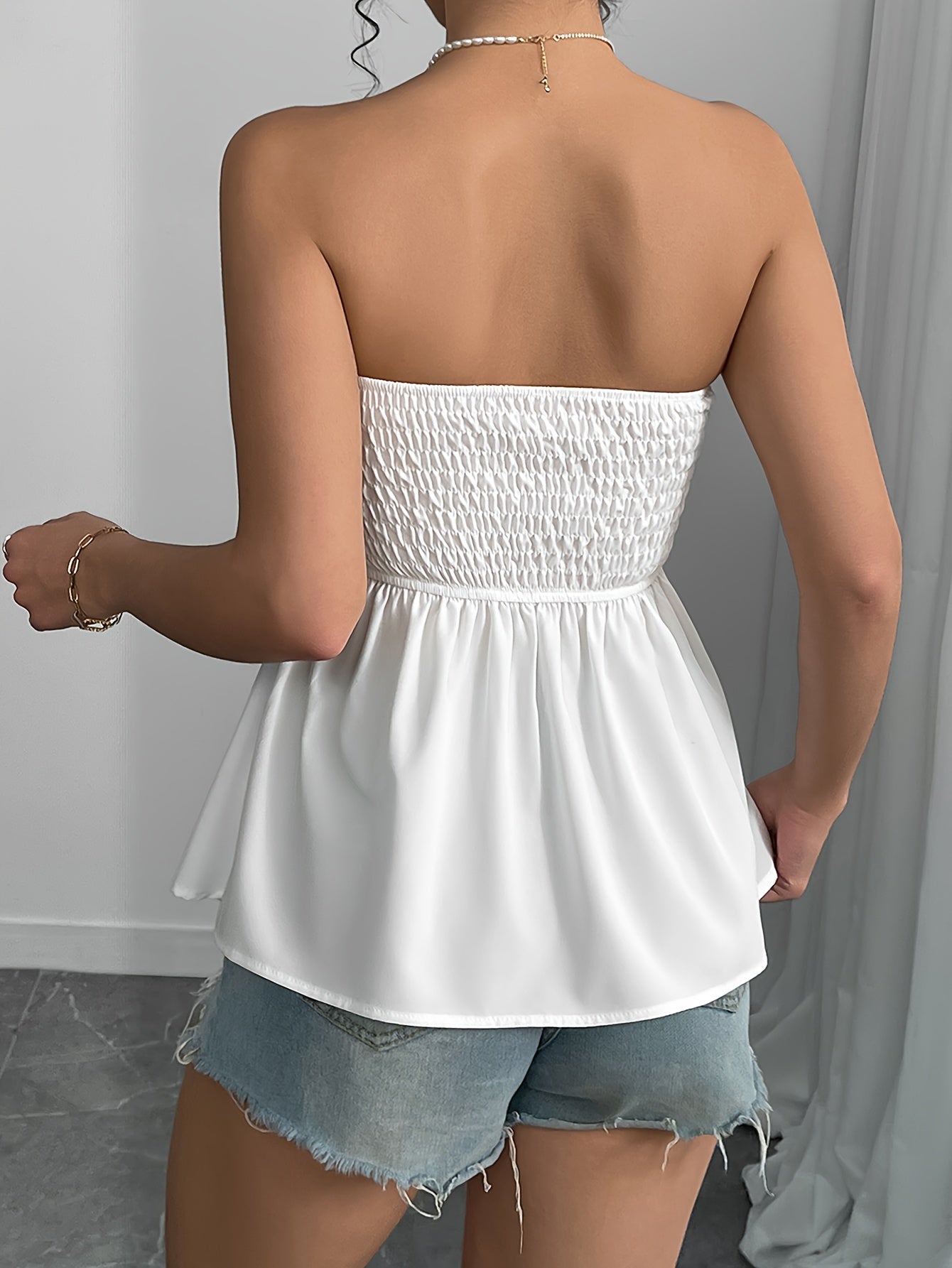 Woven Collarless Sleeveless Blouse